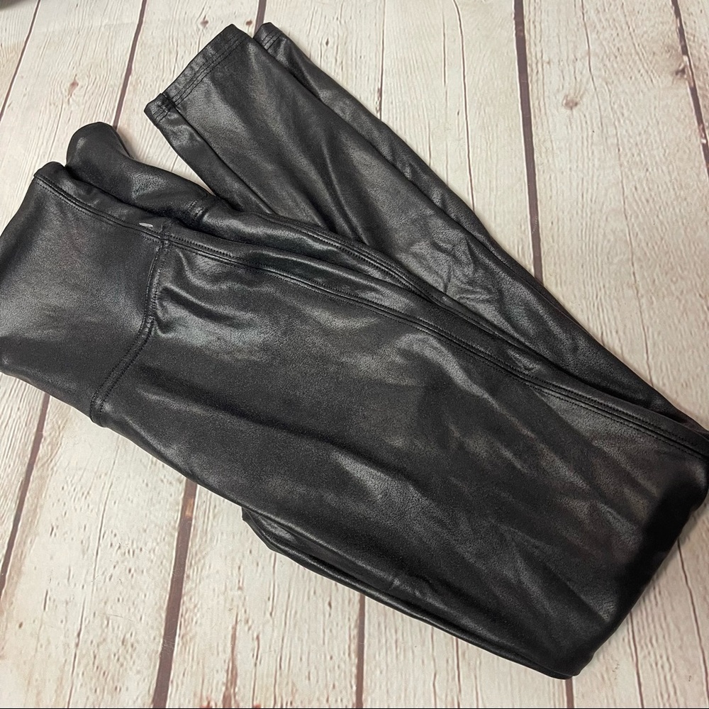 SPANX Faux leather legging